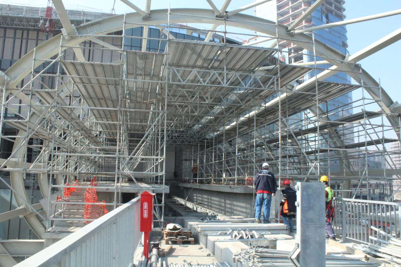 Metro İstasyonu - Metro Station